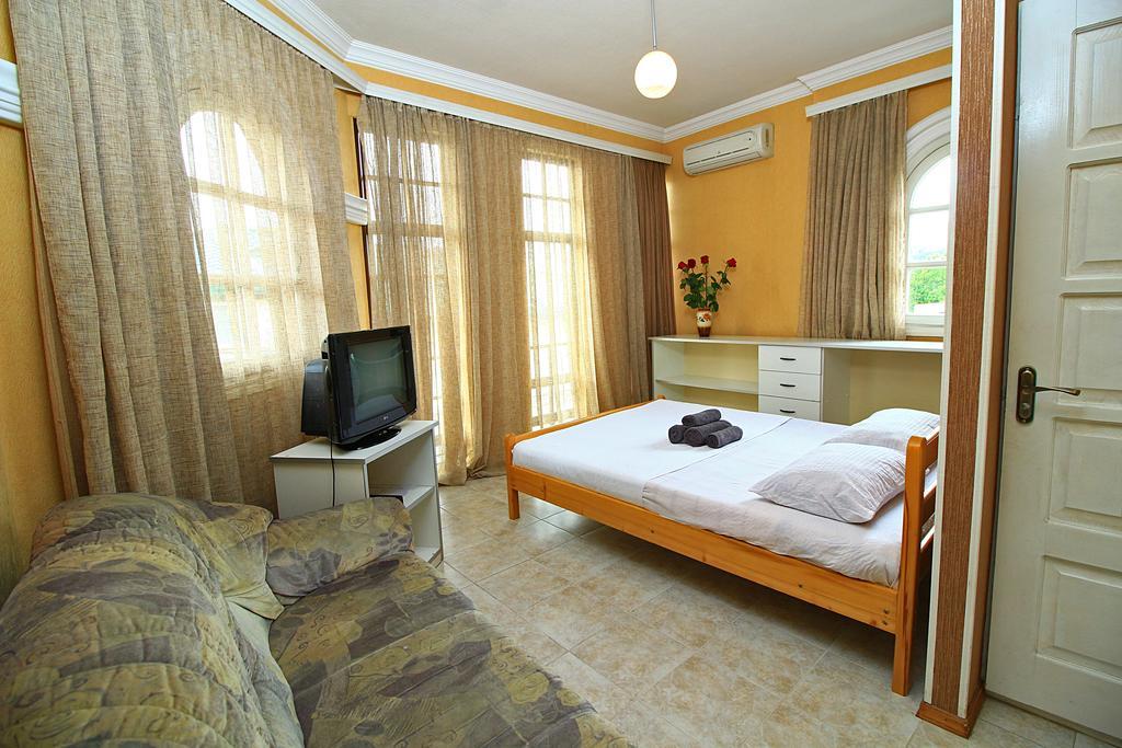 Babilina Hotel Tbilisi Esterno foto