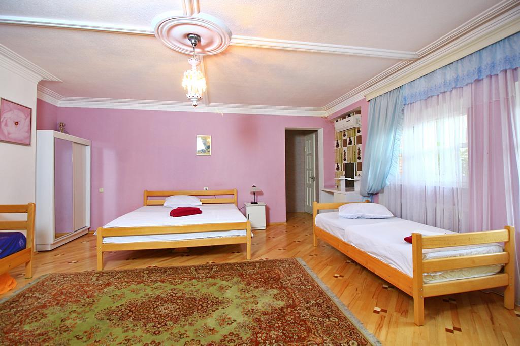 Babilina Hotel Tbilisi Esterno foto
