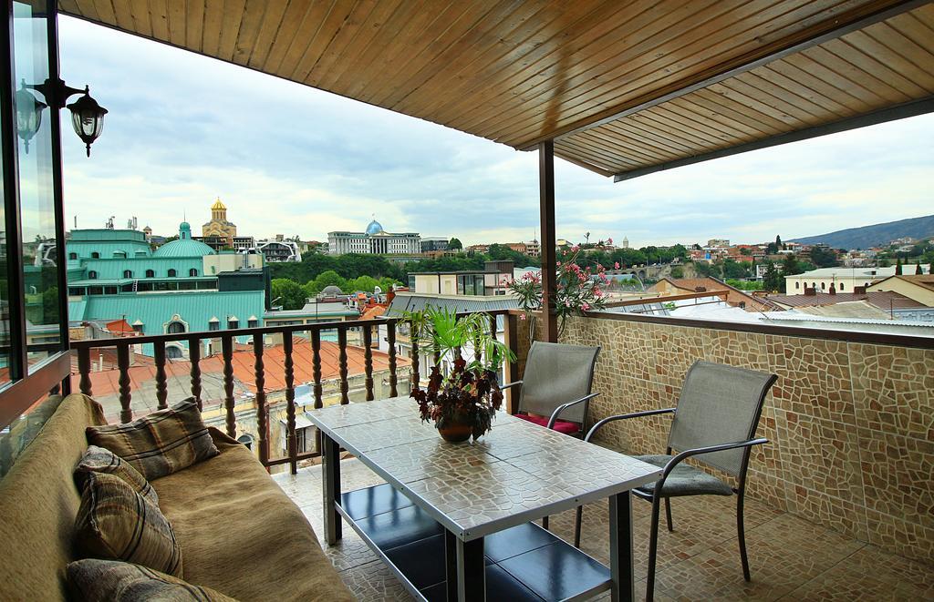 Babilina Hotel Tbilisi Esterno foto