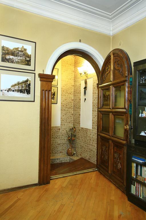 Babilina Hotel Tbilisi Esterno foto
